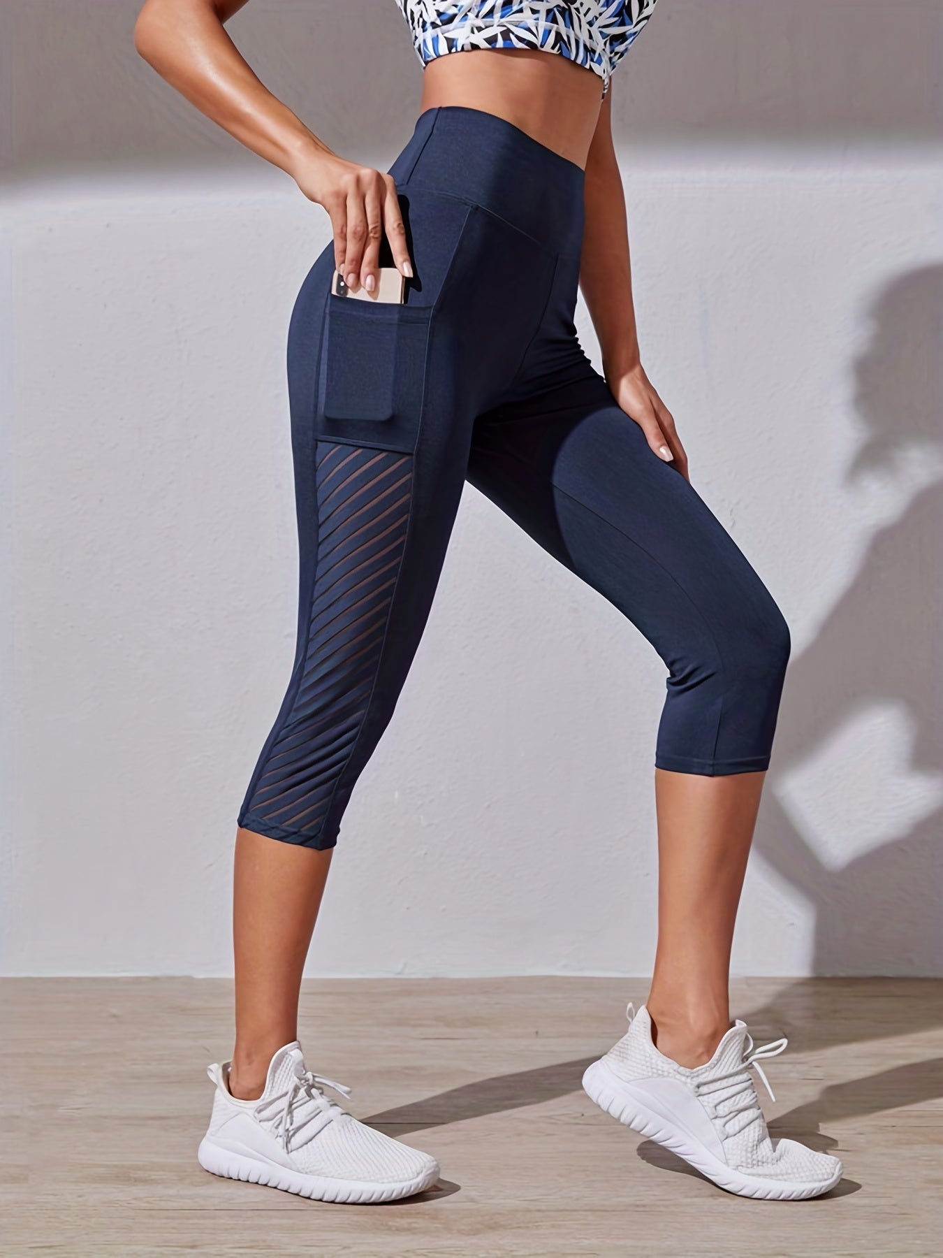 Roze High Waist Mesh Capri Leggings - DriDa