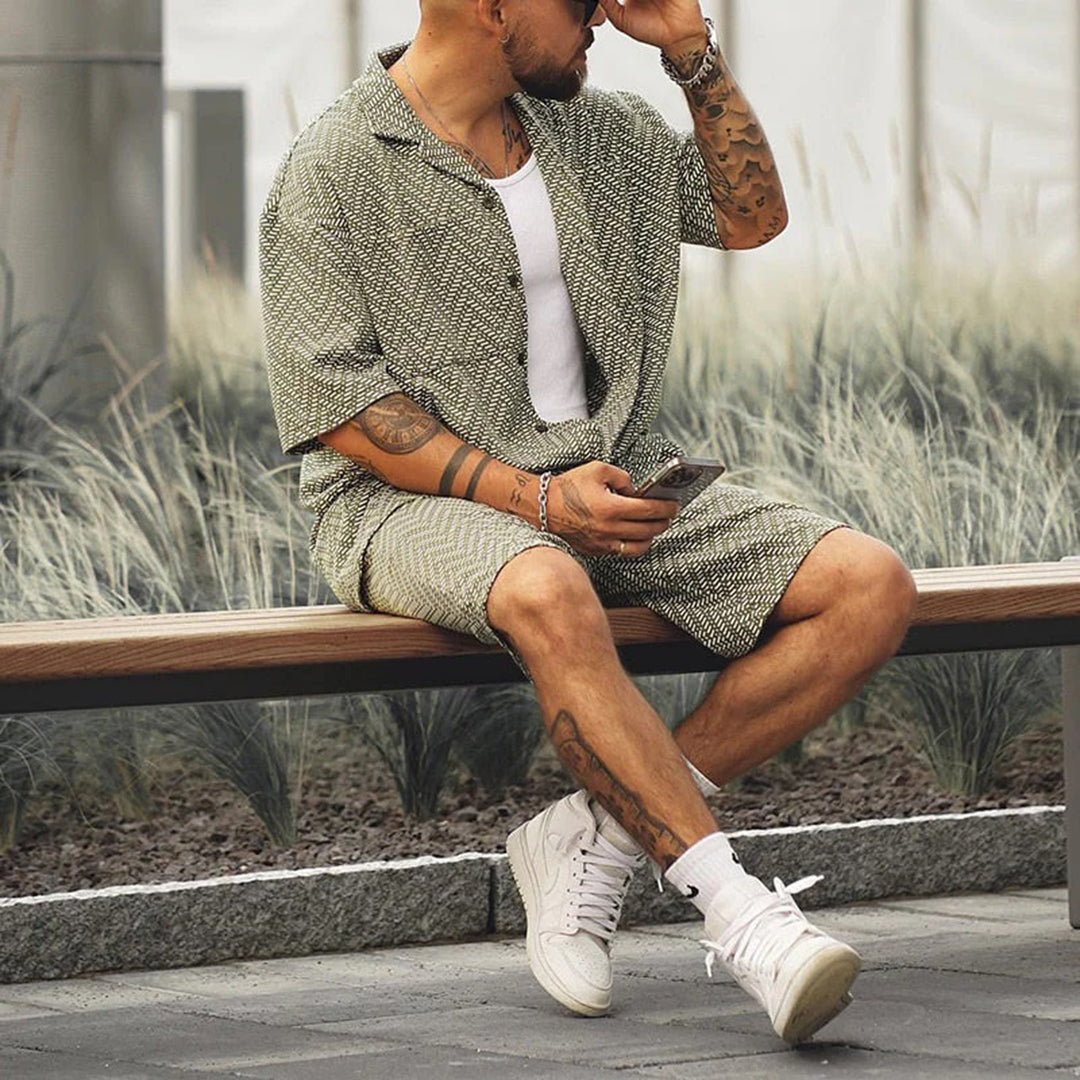 Dimitri | Stijlvolle Zomerset Met Luxe Shorts En Shirt