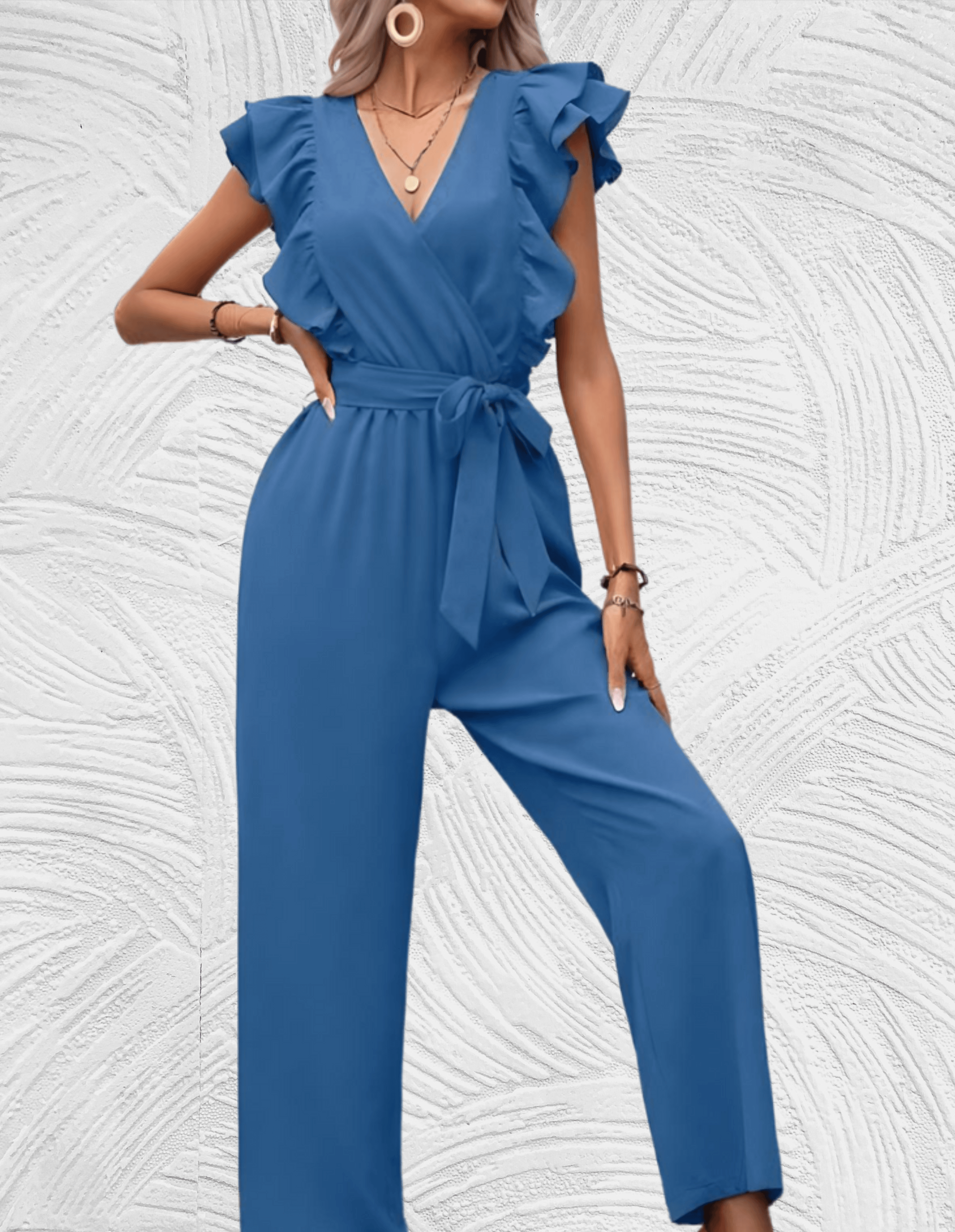 Esme Mooi passende jumpsuit met lage v hals