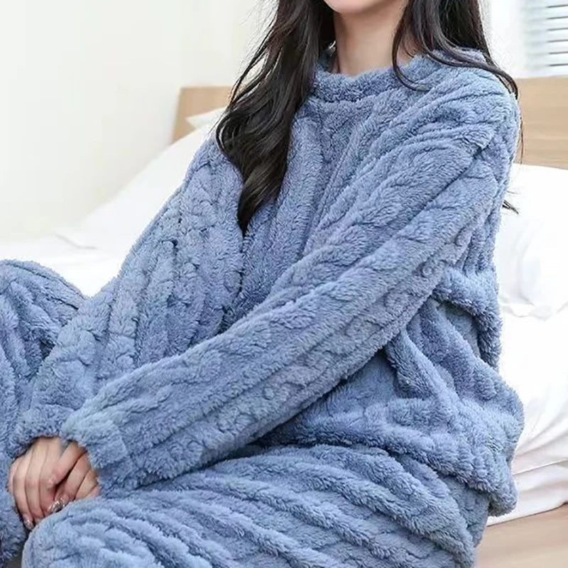 SnugFluff Pyjama set